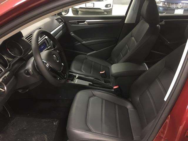 2017 Volkswagen Passat 1.8T R-Line 4dr Sedan